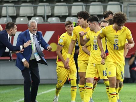 Clarificăm povestea telefoanelor! Ion Marin dezvăluie detaliile deciziei controversate de la naționala U19.
