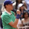 Tenis la înălțimea îngerilor: Sinner și Alcaraz, un moment de neuitat în finala Roland Garros 2025