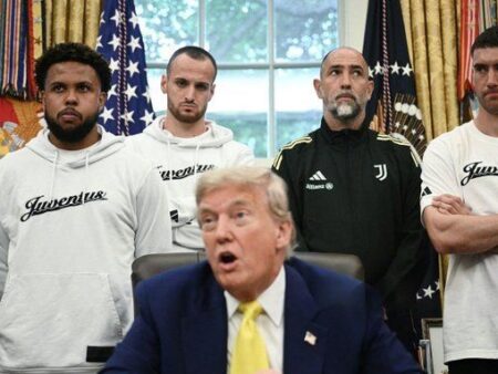 Juventus Torino și momentele surprinzătoare de la întâlnirea cu Donald Trump! Reacțiile fotbaliștilor dezvăluie totul despre atmosfera de la Casa Albă.