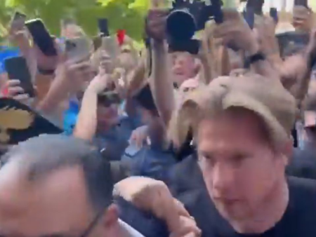 De Bruyne 2.0: Fanii lui Napoli s-au îngrămădit pentru a-l vedea pe starul belgian