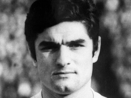 Tristețe în fotbalul românesc: a decedat fostul stelist Lajos Sătmăreanu