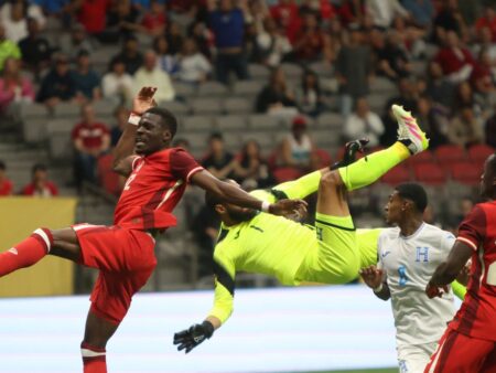 Autogol fabulos la Gold Cup! Denil Maldonado, „olteanul”, șocat cu mâinile în cap