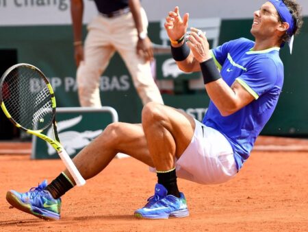 Licitație sau înșelătorie? Racheta de tenis cea mai scumpă din istorie: Nadal a câștigat cu ea al zecelea trofeu la Roland Garros.