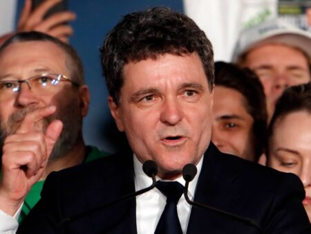 Prietenul lui Nicușor Dan face avere din sport: salariul său impresionant a fost dezvăluit în presă.
