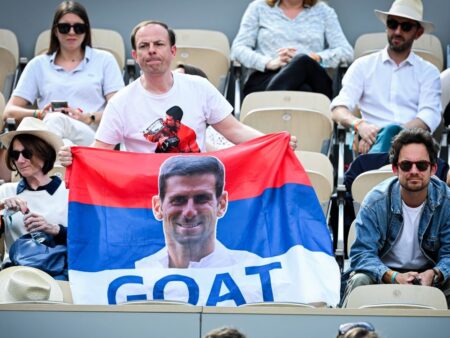 Roland Garros 2025 | Novak Djokovici s-a întors la hotel cu dificultate după meciul de sâmbătă de la Roland Garros. Care este cauza?