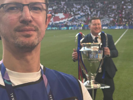 Sport.ro a discutat cu Andrei Pleşnilă, fotoreporter acreditat la finala Ligii Campionilor: „Stăteam ca într-un autobuz. Nu ne puteam mișca până la final.”