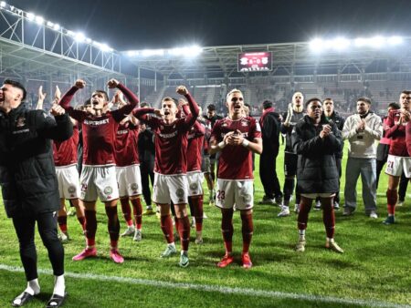 Iată o variantă reformulată a titlului:

„Rapid continuă vânzările în Serie A: După Borza, un alt jucător anunțat de Genoa!”