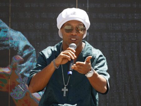 Astronomic: Valoarea loturilor echipelor lui Ronaldinho și Mutu la Sports Festival (LIVE pe VOYO și PRO Arena)