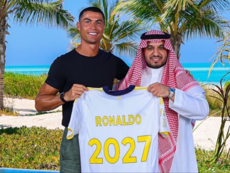 Cristiano Ronaldo a semnat! Va juca până la 42 de ani și va primi un salariu impresionant.
