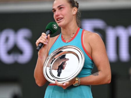 Sabalenka, plângând după înfrângerea în finala Roland Garros 2025: „Îmi pare rău pentru această finală”
