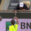 Imaginile zilei de la Roland Garros! Ion Țiriac, „mesager” pentru Zverev: ce i-a solicitat germanul miliardarului în timpul meciului cu Djokovic.