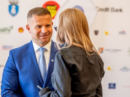 Ceea ce a surprins: România a înregistrat candidatura pentru organizarea Campionatului Mondial!