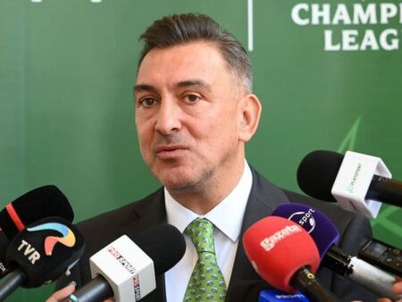 „Nu-l poți scoate după 45 de minute”