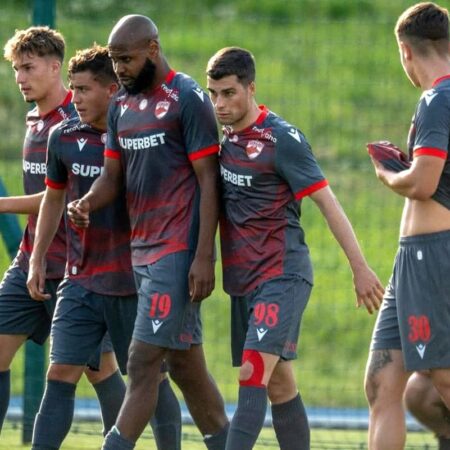 Surprize în cantonamentul lui Dinamo! Soluții noi pentru Zeljko Kopic