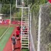 Sivis, grav rănit în timpul meciului cu Tunari. Fundașul celor de la Dinamo va fi dus la spital.