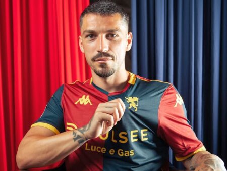 Ce număr va purta Nicolae Stanciu la Genoa » Primele imagini cu noul echipament