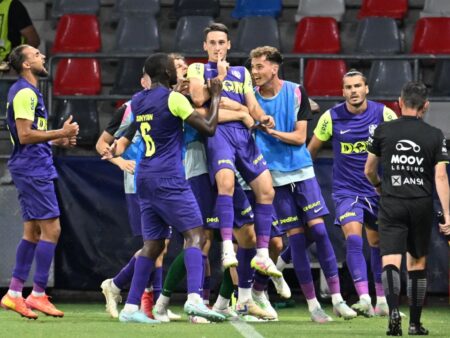 Paksi – CFR Cluj, LIVE TEXT pe Sport.ro, de la 20:00! Echipa lui Dan Petrescu începe aventura în Europa!