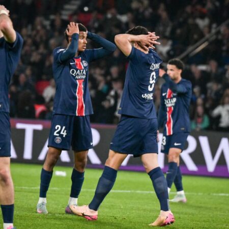 Furios după înfrângerea în finala Mondialului Cluburilor cu Chelsea, Luis Enrique dorește să renunțe la 11 jucători de la PSG.