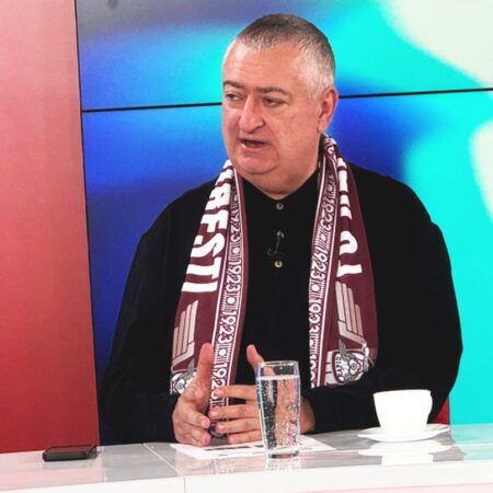 Convins că a citit-o pe Dan Petrescu, a postat analiza pe Facebook înainte de meciul cu Rapid