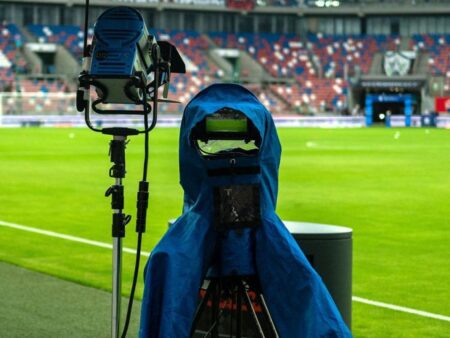 Cine difuzează în România meciurile echipei Shkendija