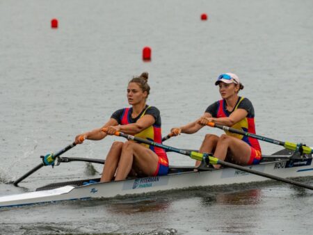 România a obținut trei echipaje calificate în finale la Campionatele Mondiale de tineret de la Poznan
