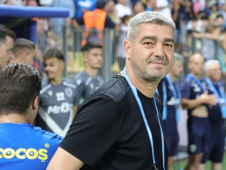 A marcat pentru Metaloglobus, dar Liviu Ciobotariu i-a dat un sfat: „Are calități, are viteză, dar trebuie să se îmbunătățească”