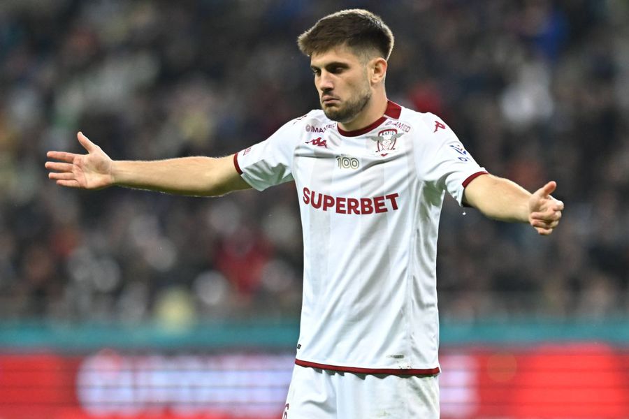 Paul Iacob evoluează din 2022 la Rapid Se conturează un nou litigiu la Rapid.