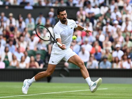 Novak Djokovic, în „optimi” la Wimbledon pentru a 17-a oară » Legendarul tenismen a realizat a 100-a victorie la turneul de la Londra