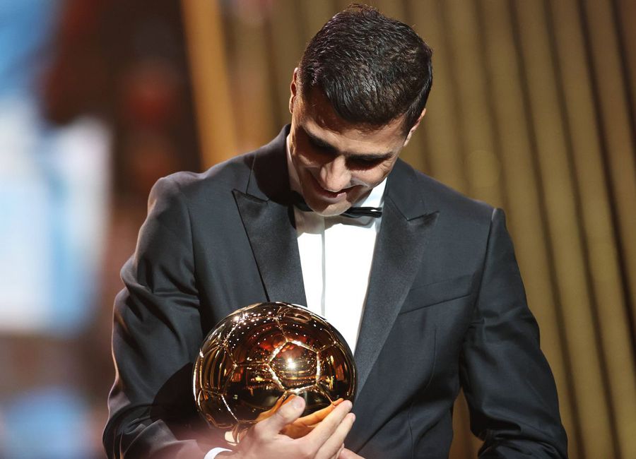 La 64 de ani după triumful lui Luis Suarez, Rodri aduce din nou Spaniei un „Balon de Aur” Real Madrid pregătește o nouă bombă în mercato: îl monitorizează pe Balonul de Aur