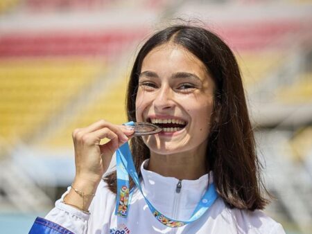 România încheie FOTE cu o nouă medalie » Lena Maria Ionescu stabilește un record personal la săritura în înălțime