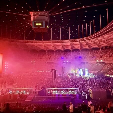Campionul României a lucrat la toneta de mâncare, în prima zi a Neversea Kapital, pe Arena Națională