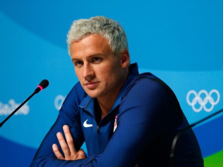 Chiar dacă a început o relație la scurt timp după divorț, Lochte, campion olimpic și mondial, afirmă că nu și-a înșelat soția: „Eram nefericiți”