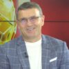 „A lovit mingea atât de tare încât a făcut-o să plângă!”