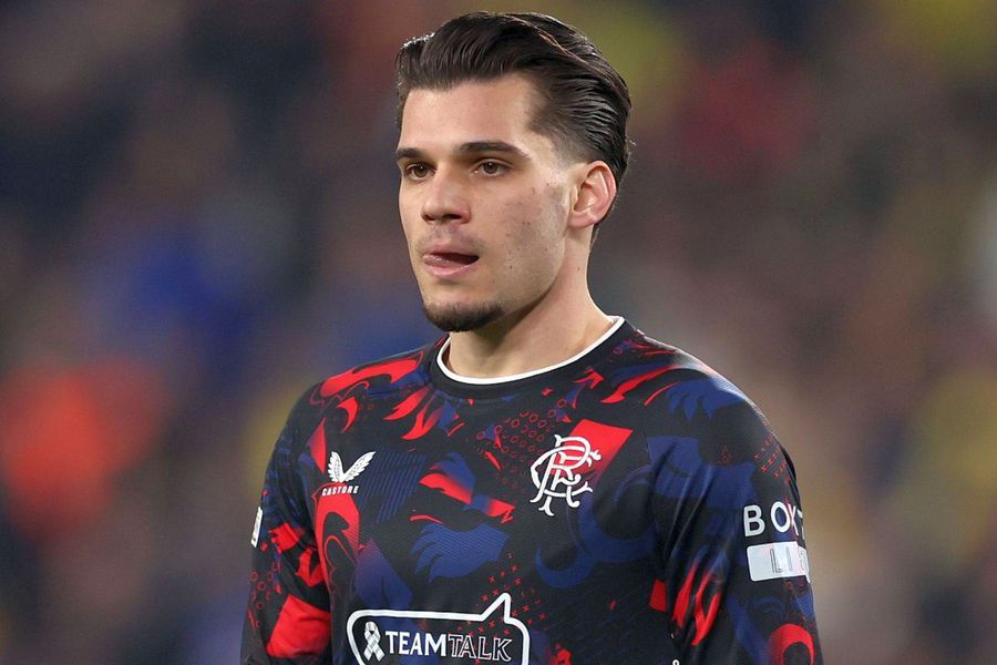 Ianis Hagi Gigi Becali și Ianis Hagi au discutat până la 1 noaptea pentru transferul la FCSB