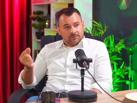 Un milionar din fotbalul românesc contează pe Răzvan Burleanu pentru a salva un club de tradiție