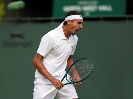 A durat 5 ore și 4 seturi cu tie-break!