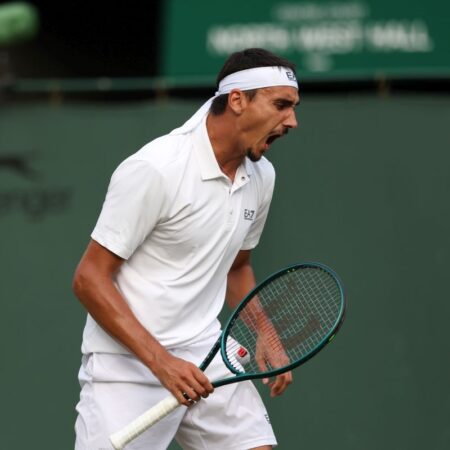 A durat 5 ore și 4 seturi cu tie-break!