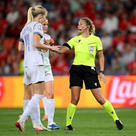 Primă seară la Euro 2025 de fotbal feminin: Meci dificil pentru Alina Peșu.
