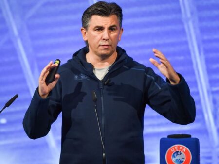 „Nu se pricepe, s-a implicat fără rost”