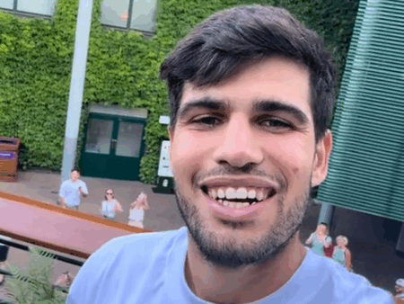 Carlos Alcaraz, apariție surprinzătoare pe străzile Londrei înainte de finala de la Wimbledon » Încălțămintea sa a stârnit controverse: „Arată atât de urât”