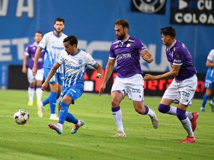 Imagini de la Universitatea Craiova - FC Argeș