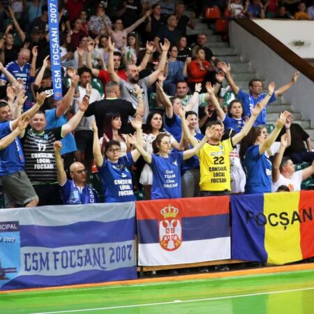 Desființarea echipei din prima ligă și a grupelor de juniori
