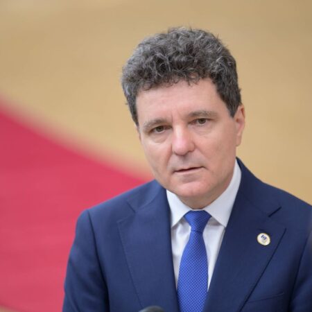 „Prezența sa publică a fost întotdeauna asociată cu verticalitatea și respectul pentru valorile autentice”