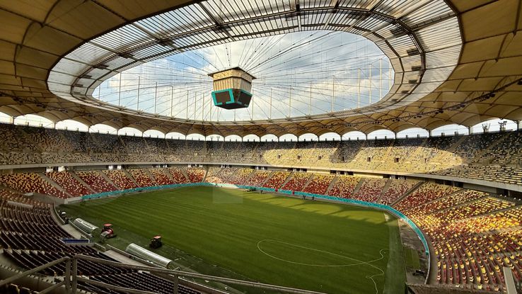 Noul gazon pe Arena Națională.