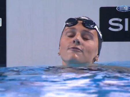 A scăpat o înjurătură în direct, imediat după recordul stabilit la Mondialele din Singapore » Vânează performanța imposibilă a lui Phelps