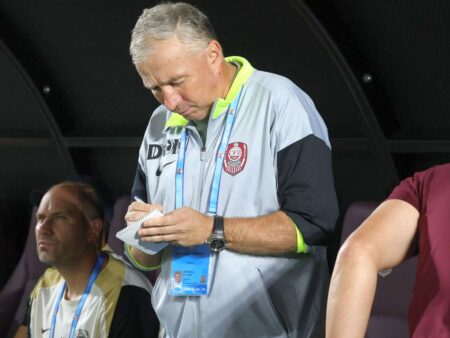 Decizia surprinzătoare a lui Dan Petrescu pentru Rapid
