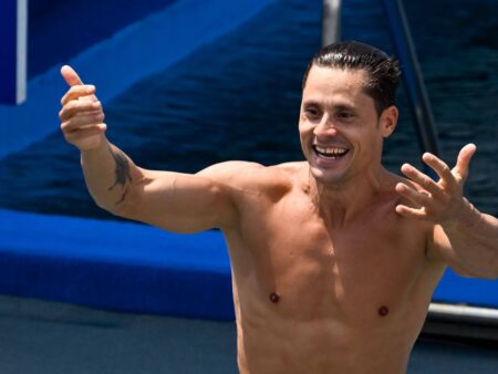 Constantin Popovici a câștigat medalia de bronz la Campionatul Mondial de high diving din Singapore!