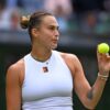 „Bătălia sexelor” în tenis: Sabalenka se va confrunta cu cel mai controversat jucător, într-un meci cu reguli speciale.