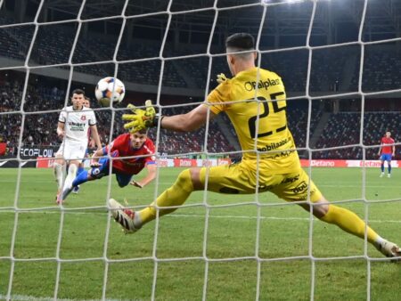 Stoian, floare rară. Oferiți-i încredere! Caramavrov povestește despre tânărul de la FCSB