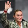 Ana Bogdan, frumoasa jucătoare de tenis, ajunge la finalul unei călătorii profitabile: banii câștigați îi asigură un viitor fără griji.